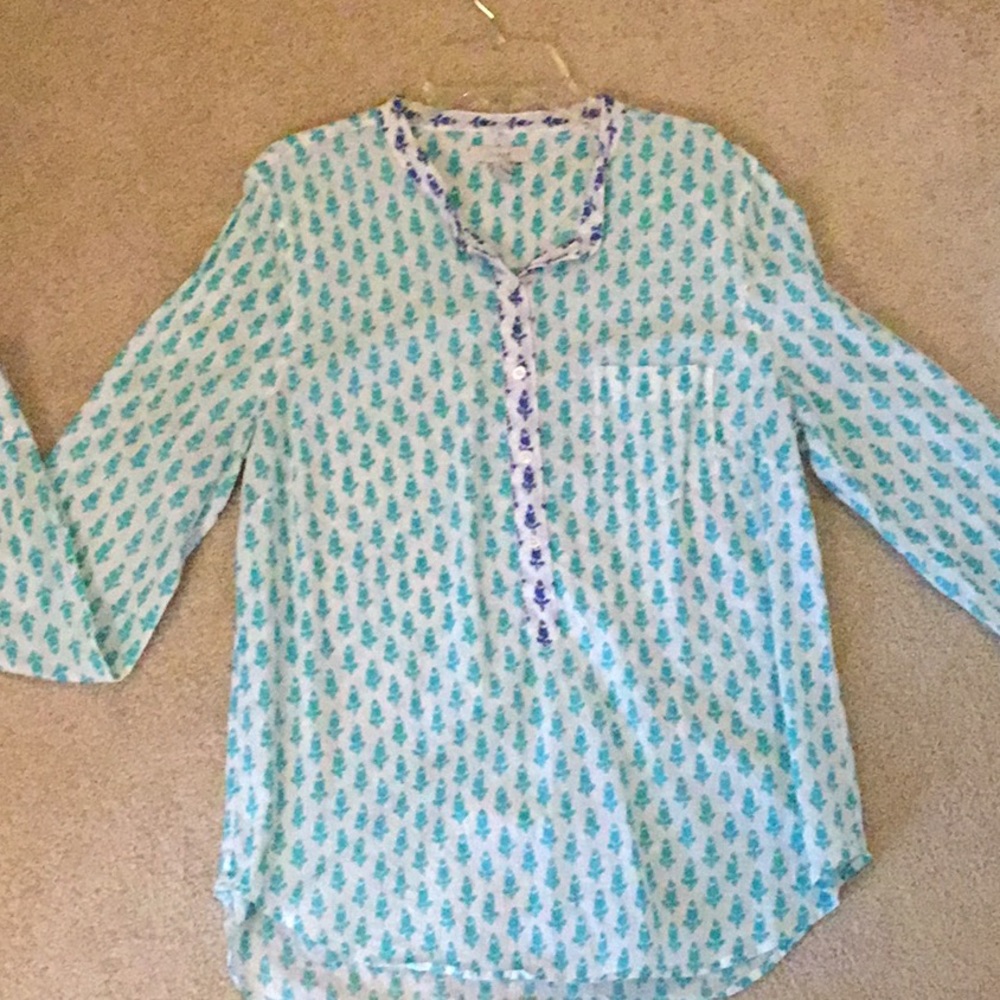 J Crew, Size 12, White base with aqua blue and some navy blue